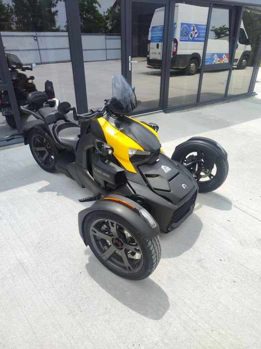 Cam am Ryker 900 cm.  6500 km