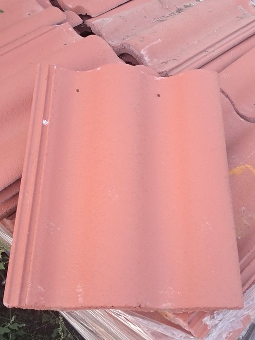 Tigla de vanzare de solt