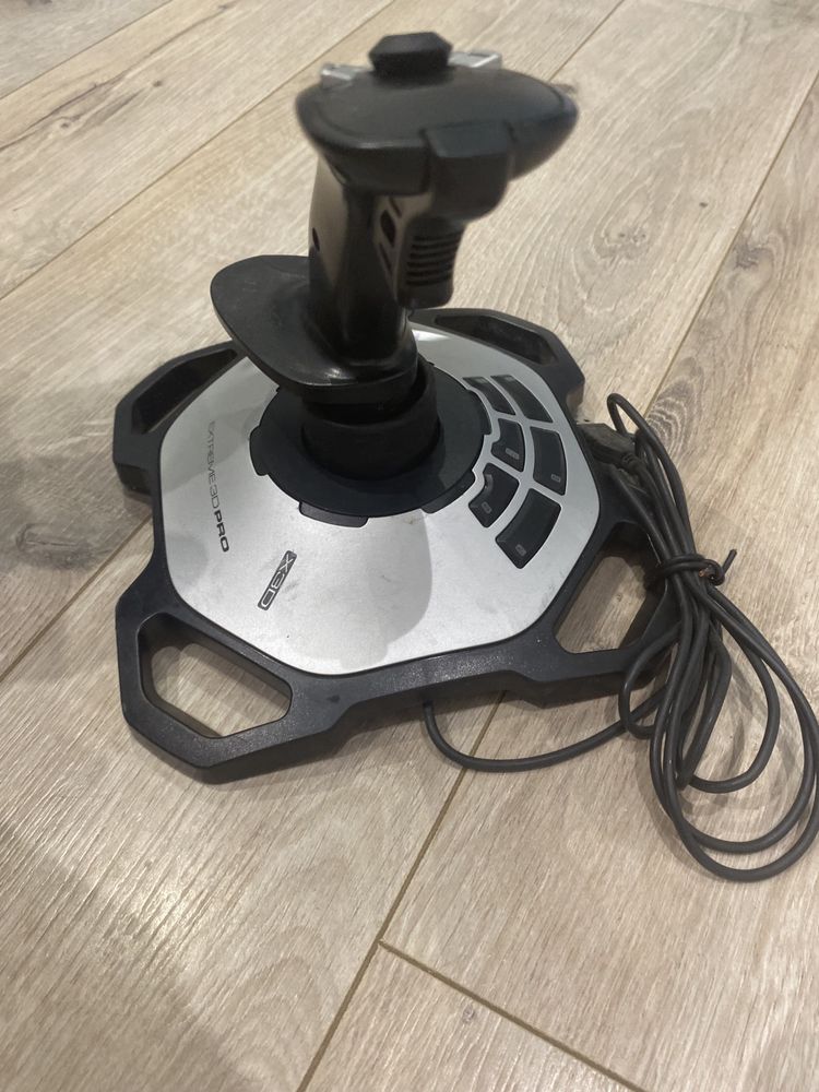 Logitech Extreme 3D Pro