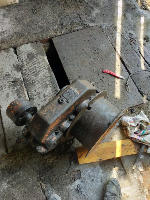 Продам лебёдку малооборотестый