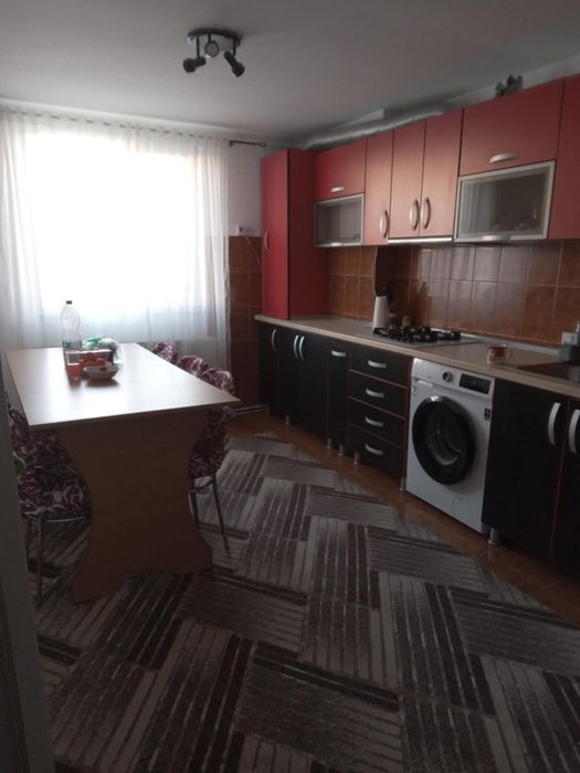 Închiriez apartament Năsăud