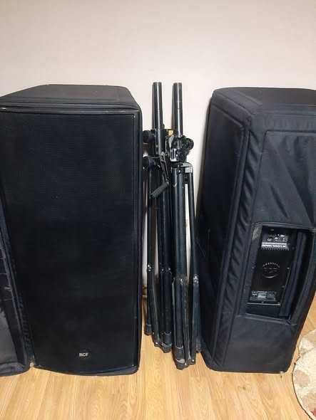Boxe RCF , 4 PRO 5031 + Mixer Dynacord