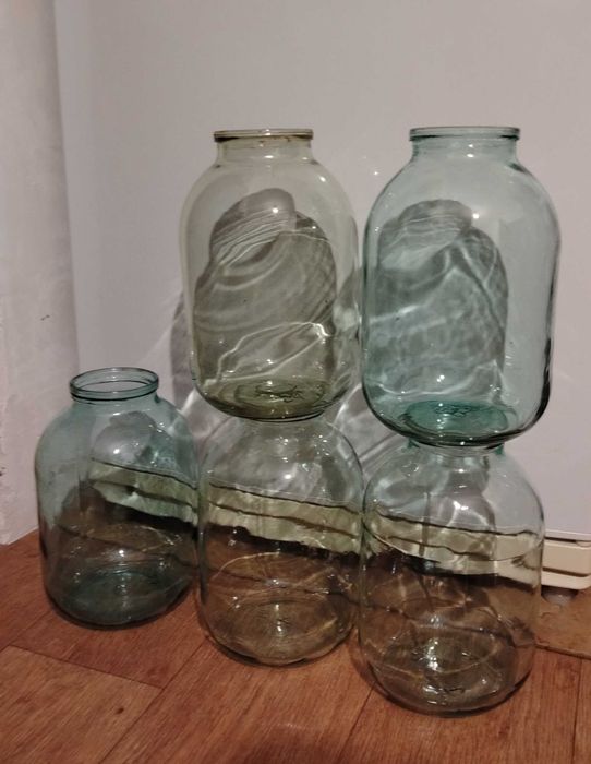 Банки 3 литровые. Подробно в описании.