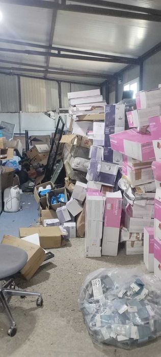 lichidare de stoc marfa de târg 10.000 EURO