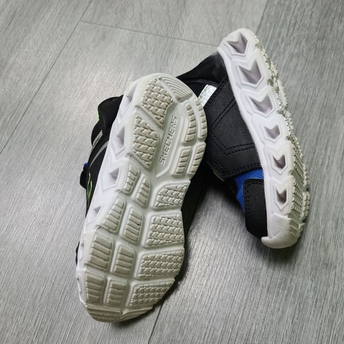 Skechers slip in cu luminite