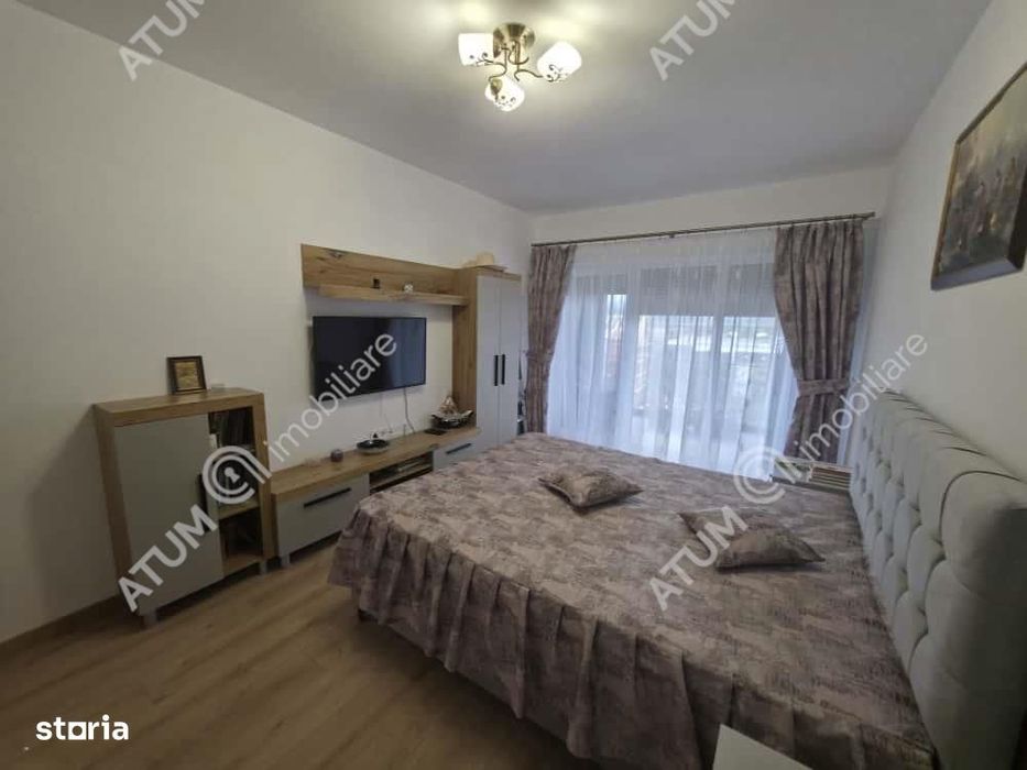 Garsoniera decomandata cu balcon si parcare in zona DaVinci din Sibiu