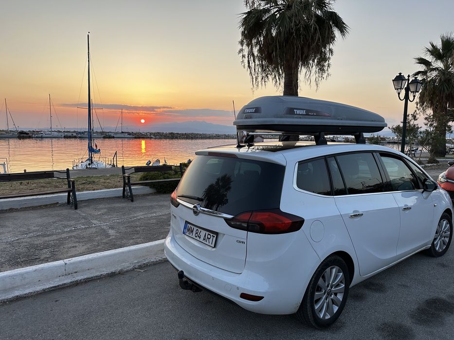 Opel Zafira  2.0 panoramic 7 locuri