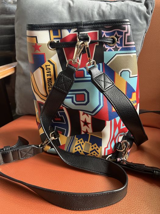 Оригинална дамска раница Love Moschino