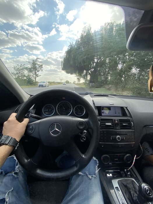 Vand/schimb mercedes w204 c220 2008