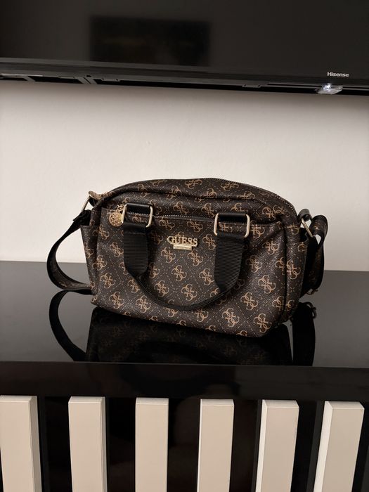 Geanta/ poseta Guess