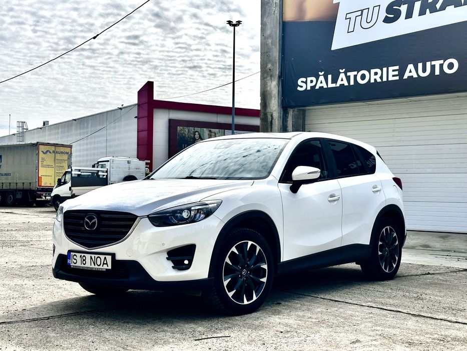 Mazda CX-5 2.2 Skyactiv / Alb Perlat / Euro 6 / 4x4 / Revolution Top