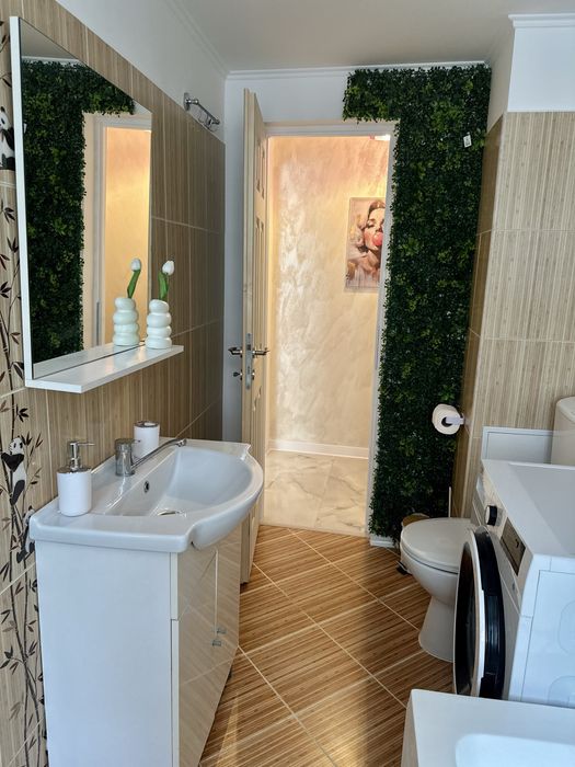 Apartament 2 camere, etaj 1.