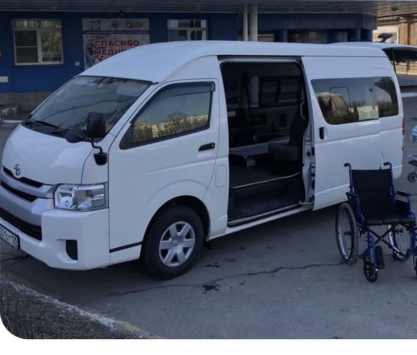 Инватакси для  инвалидов колясочников