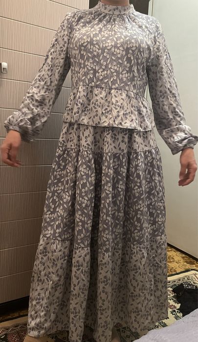 Продаю платья костюм