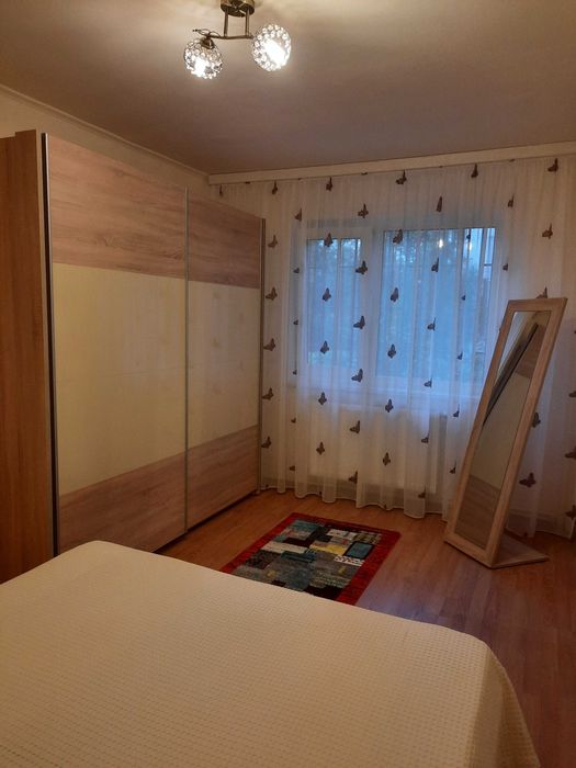 De inchiriat Apartament 2 camere semidecomandat