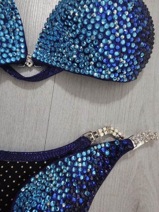 Costum COMPETITIE IFBB NPC contest Bikini Fitness Figure Swarovski