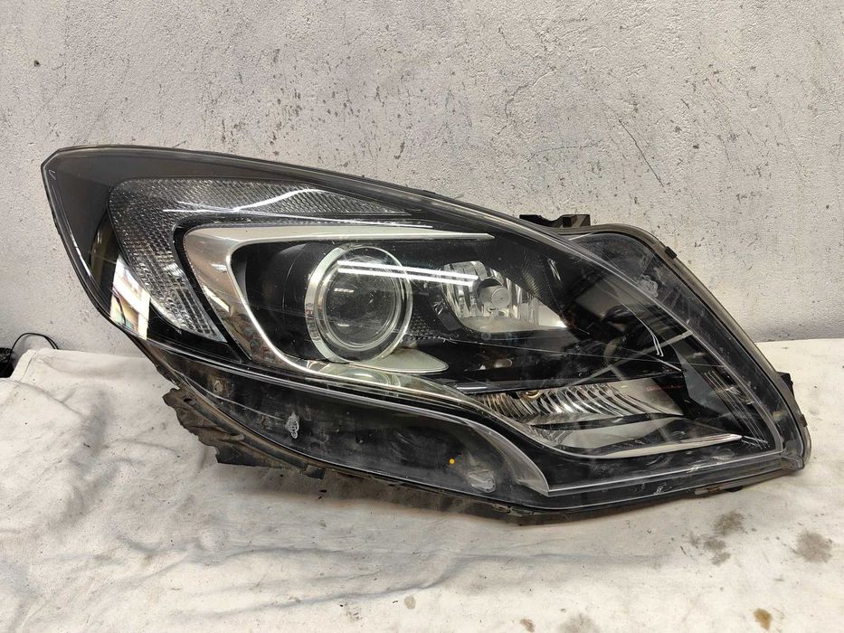 Оригинален фар Опел Зафира  Opel Zafira Xenon