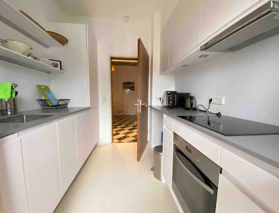 Дава се под наем Многостаен апартамент в Пловдив, Сточна гара - 110 кв.м за 306 € - Снимка #2