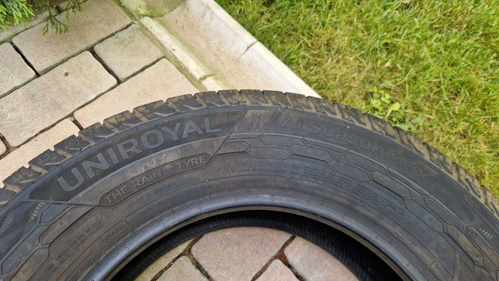Anvelopa allseason 205 75 R 16 C Uniroyal