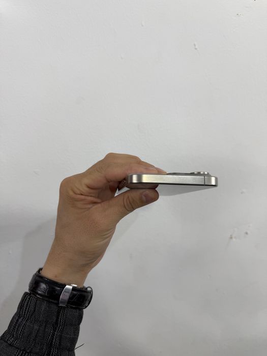 srochna Iphone 15 pro max 87%