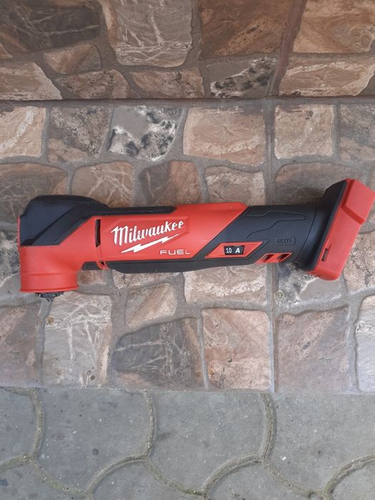 Milwaukee 18v...