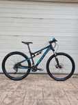 MTB 29" Full Suspension Focus ( Rock Shox )