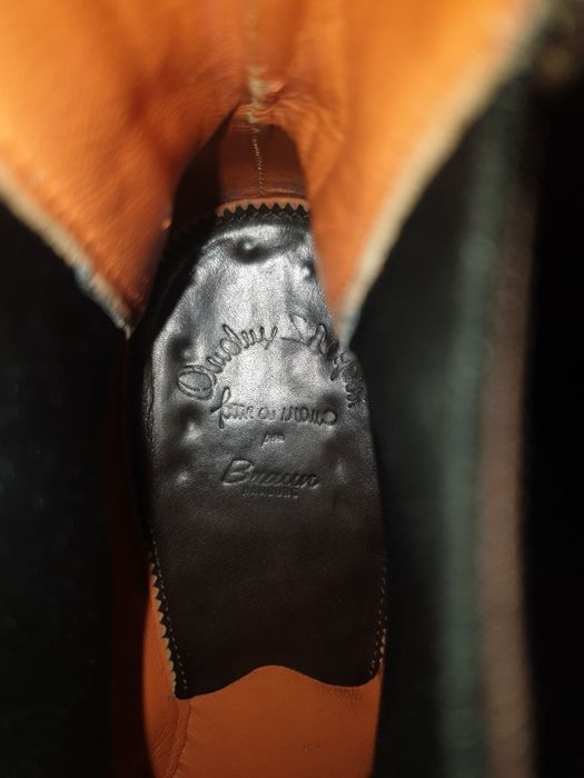 Pantofi înalti botine