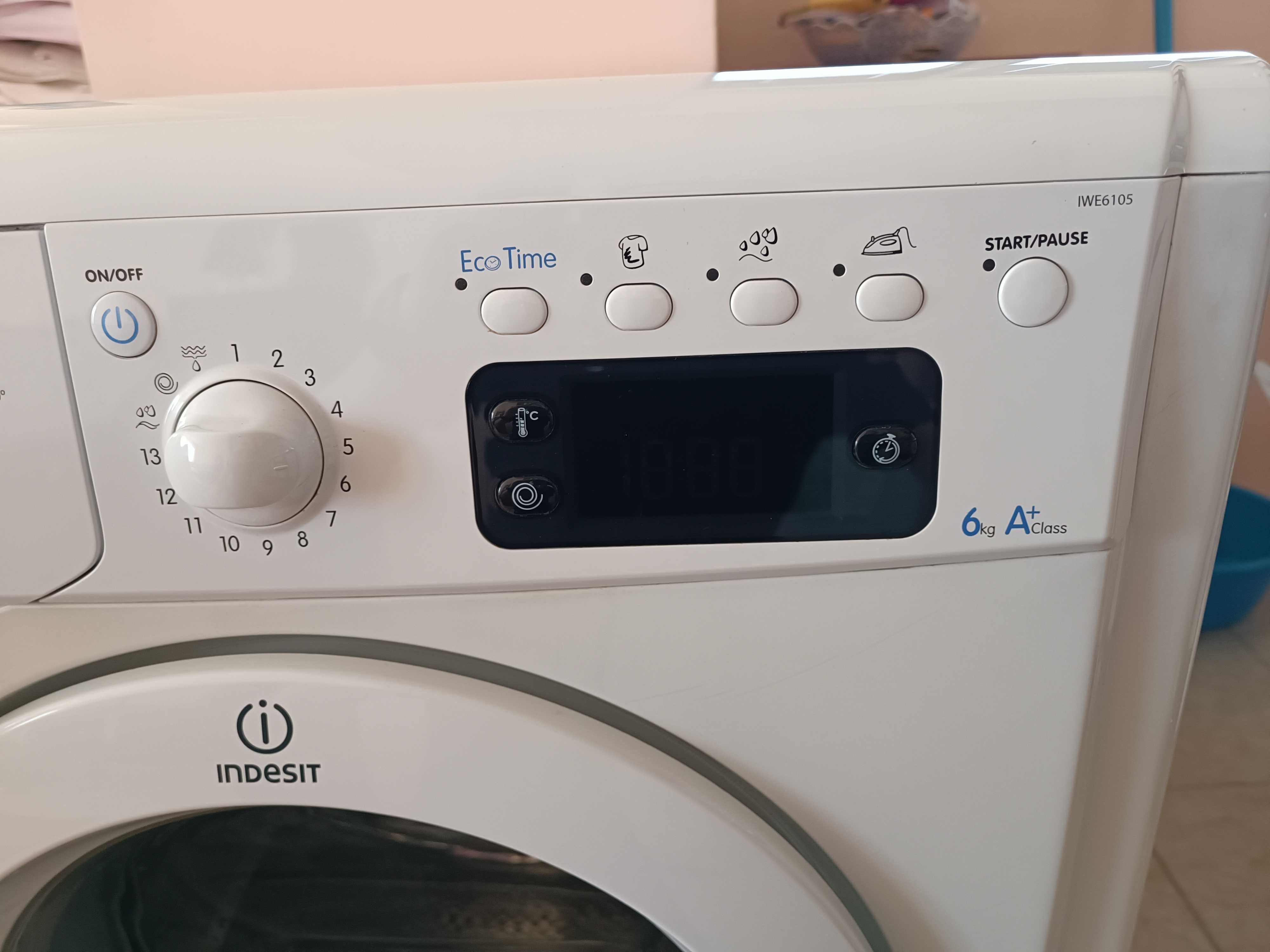 Пералня Indesit IWE6105