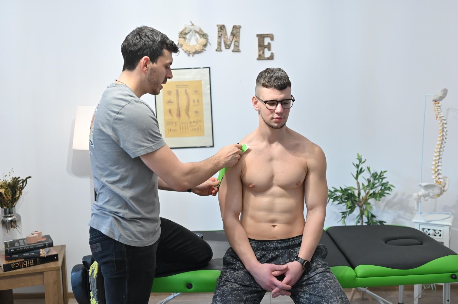 Recuperare medicală la domiciliu(Terapie manuală,masaj,kinetoterapie)
