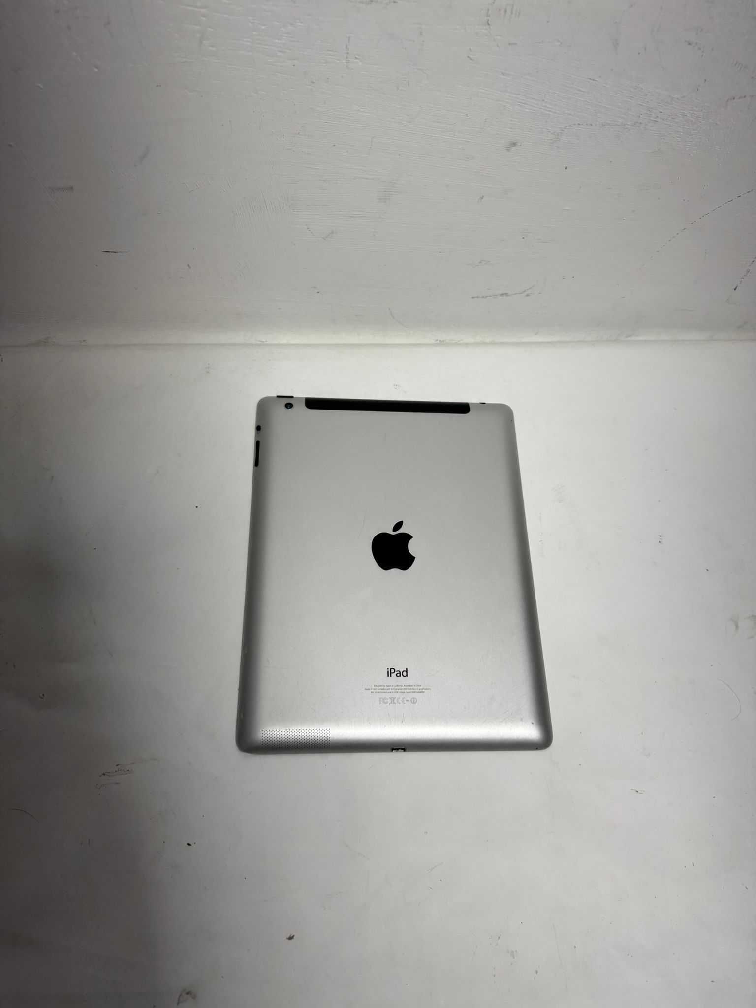 Tableta Apple iPad 4 16Gb/ Wi-Fi + 4G SIM Cellular - Space Grey