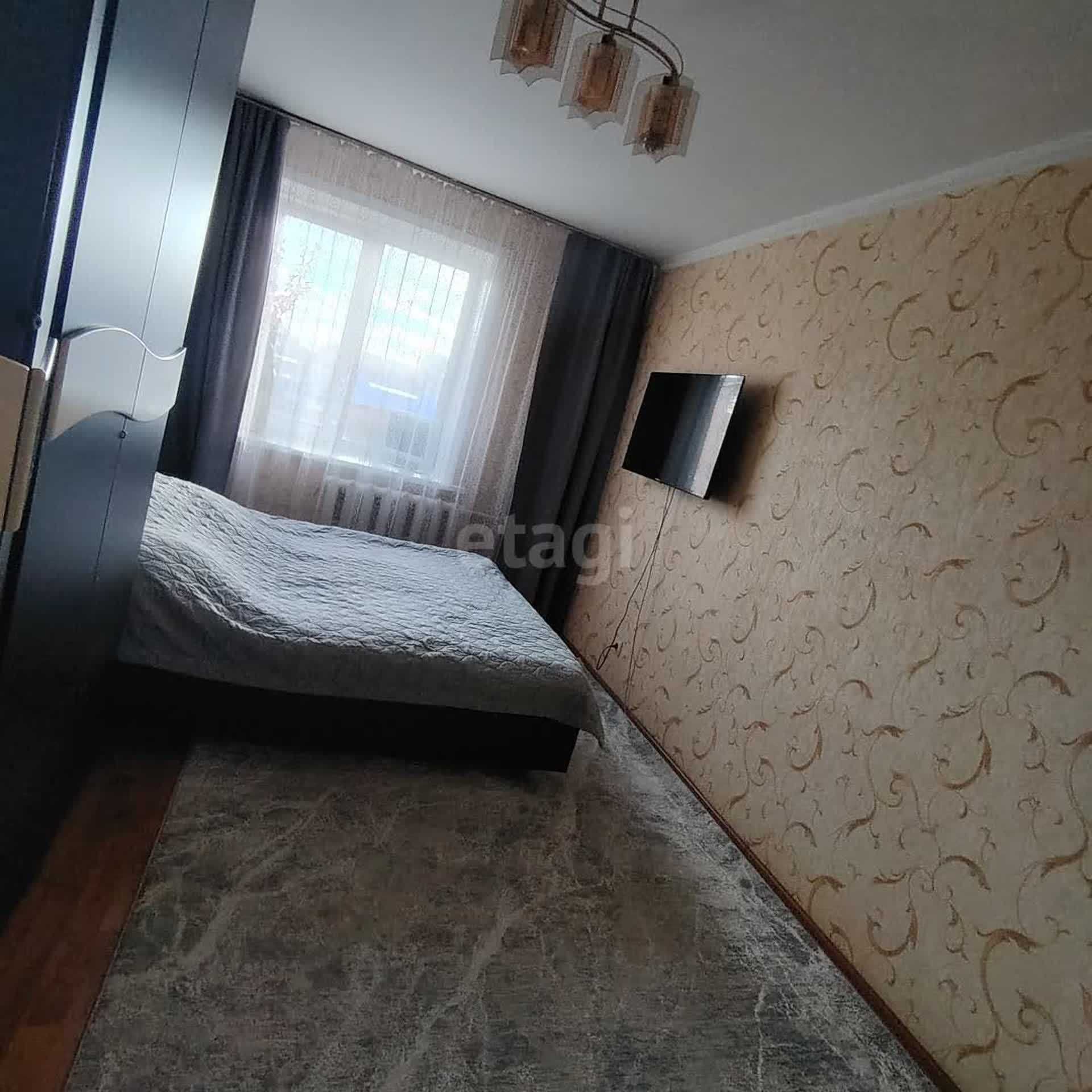 Продам 3 комнатную квартиру 19 мкр.