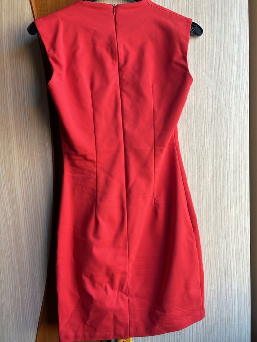 Vand rochie scurta IN PUFF marimea 36