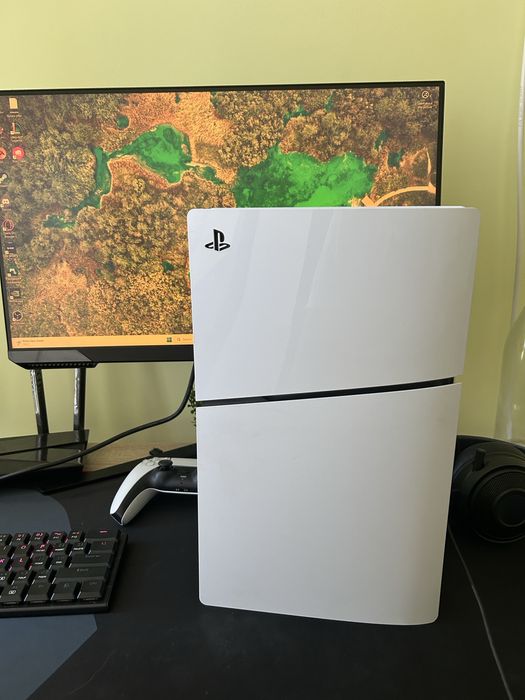 Play station 5 digital slim 1TB