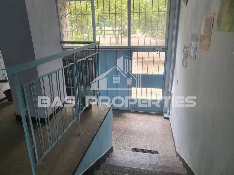 Продава се Двустаен апартамент в София, Модерно предградие - 72 кв.м за 2013 €/кв.м - Снимка #9