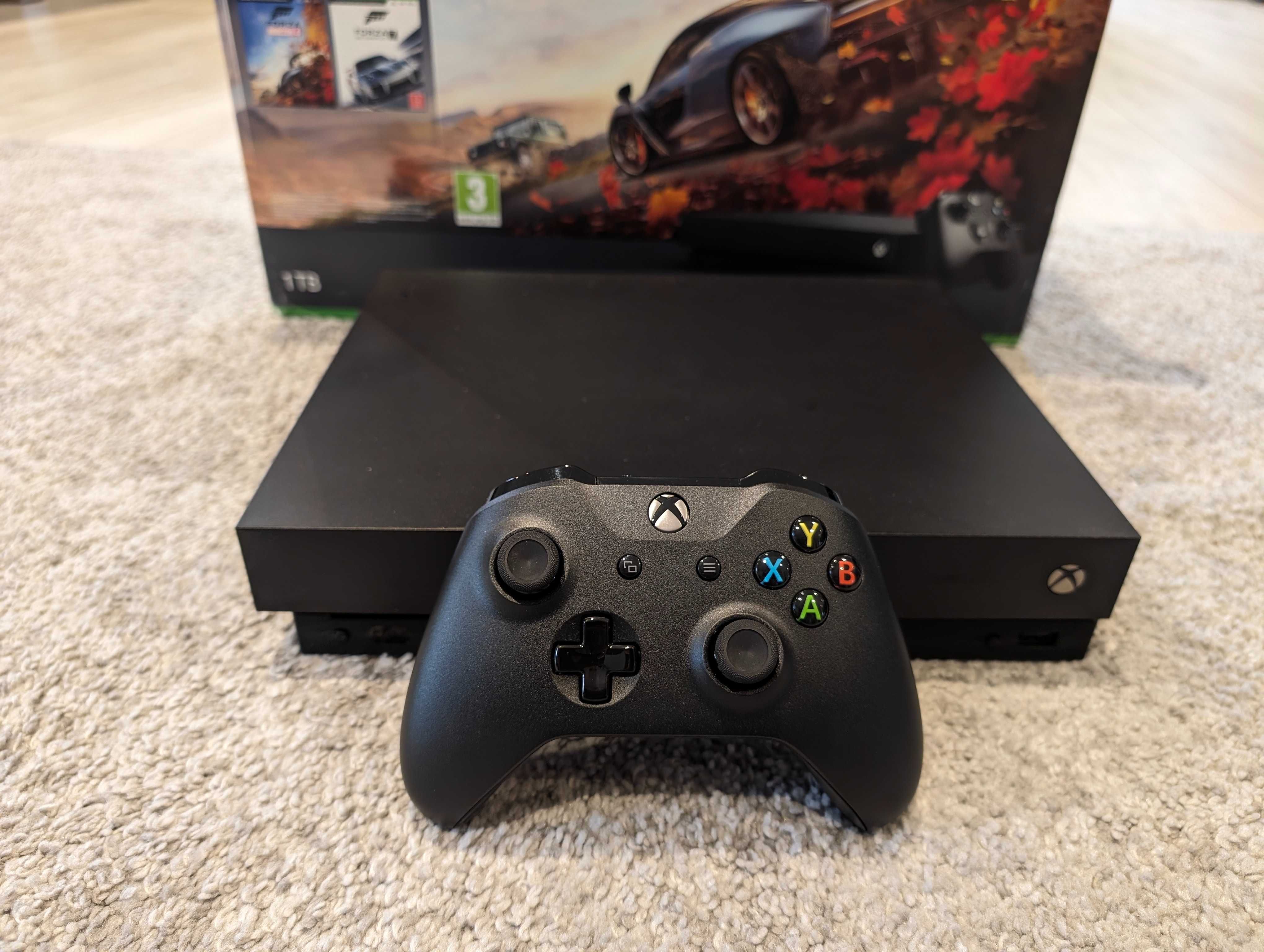 Xbox One X 1TB с чисто нов контролер