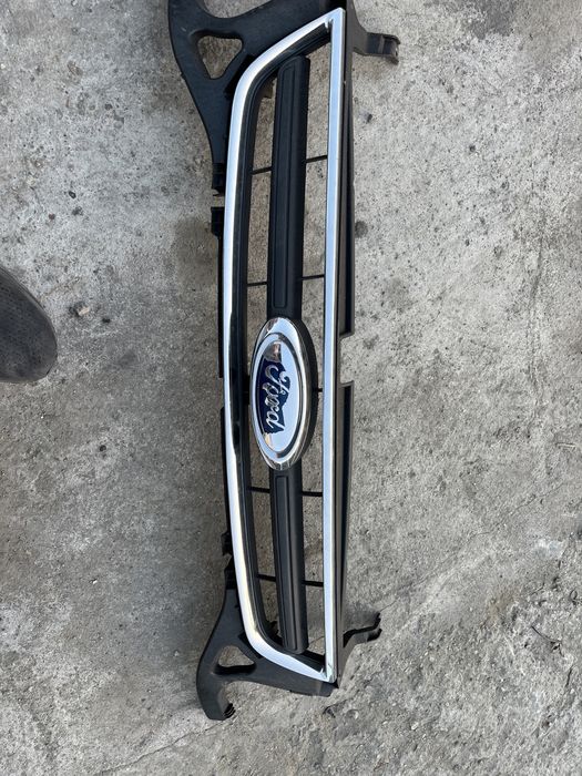 Решетка Ford Mondeo