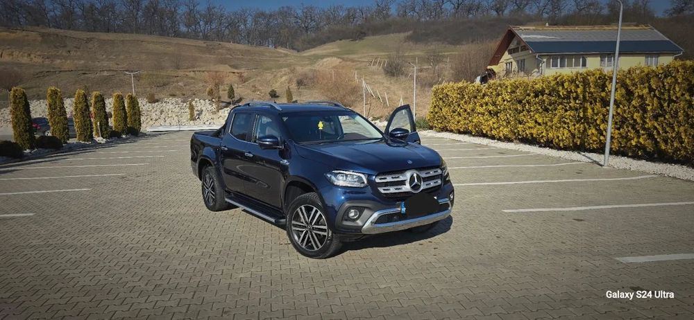 Mercedes Benz X Mercedes-Benz X 350