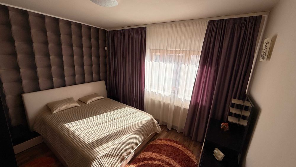 Vand apartament 3 camere - direct proprietar - mobilat si utilat