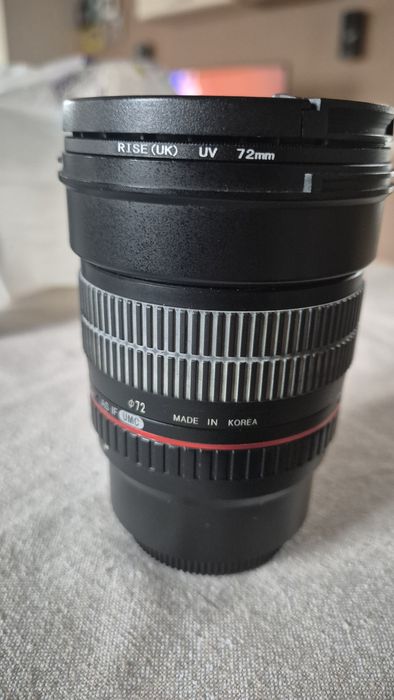 Vând  obiecctiv Samyang 85 mm,  F 1.4, compatibil Panasonic
