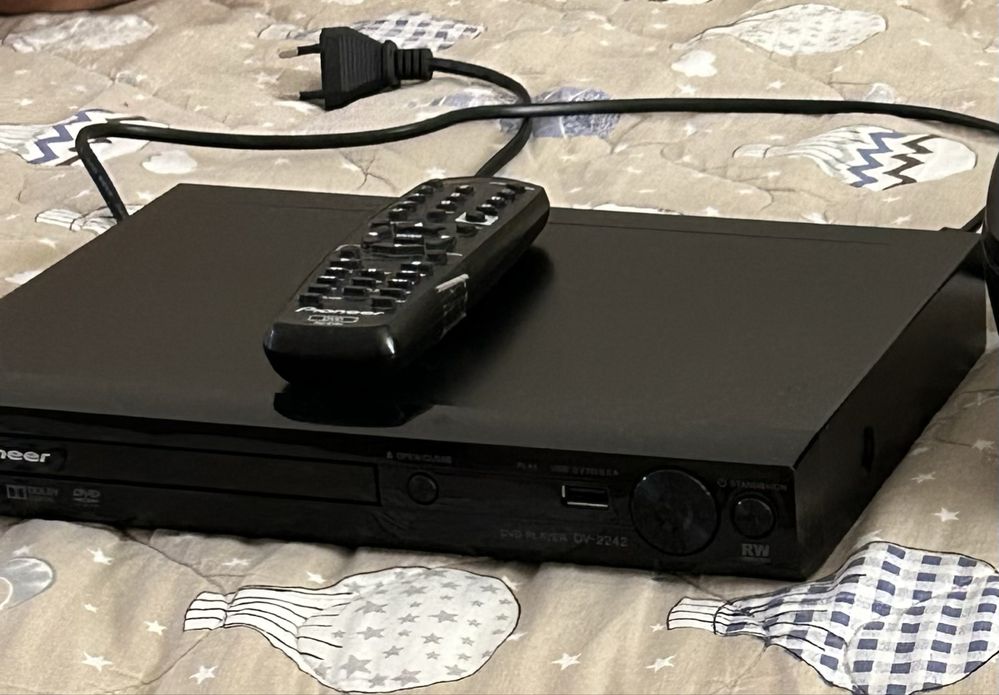 Продавам DVD player