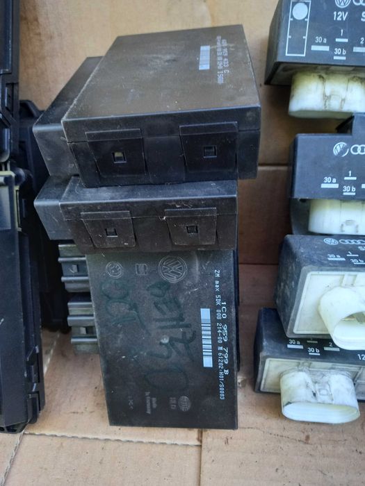 Skoda Octavia Fabia Vw Golf Polo Seat Leon modul confort si releu GMV.