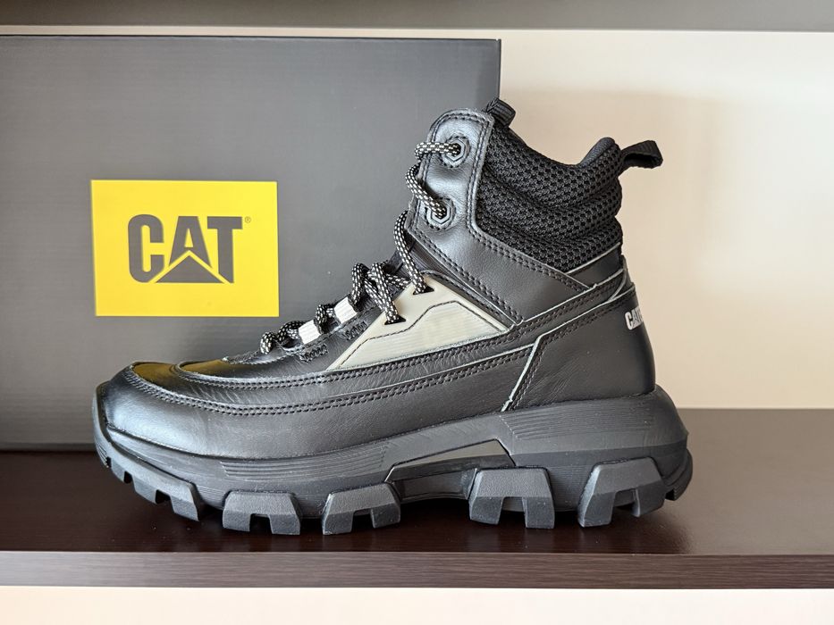 Caterpillar 40номер 25см Стелка Нови с Кутия Естествена Кожа