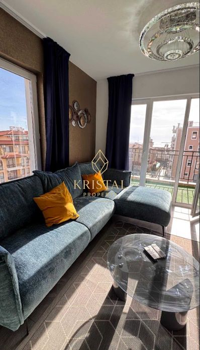 Продава се Двустаен апартамент в Свети Влас - 61 кв.м за 1968 €/кв.м - Снимка #2