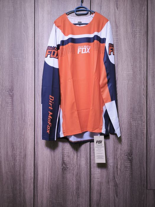 Мото екипи Fox и Mendlor