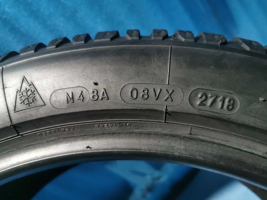 225 45 17  bf goodrich m+s 2 buc