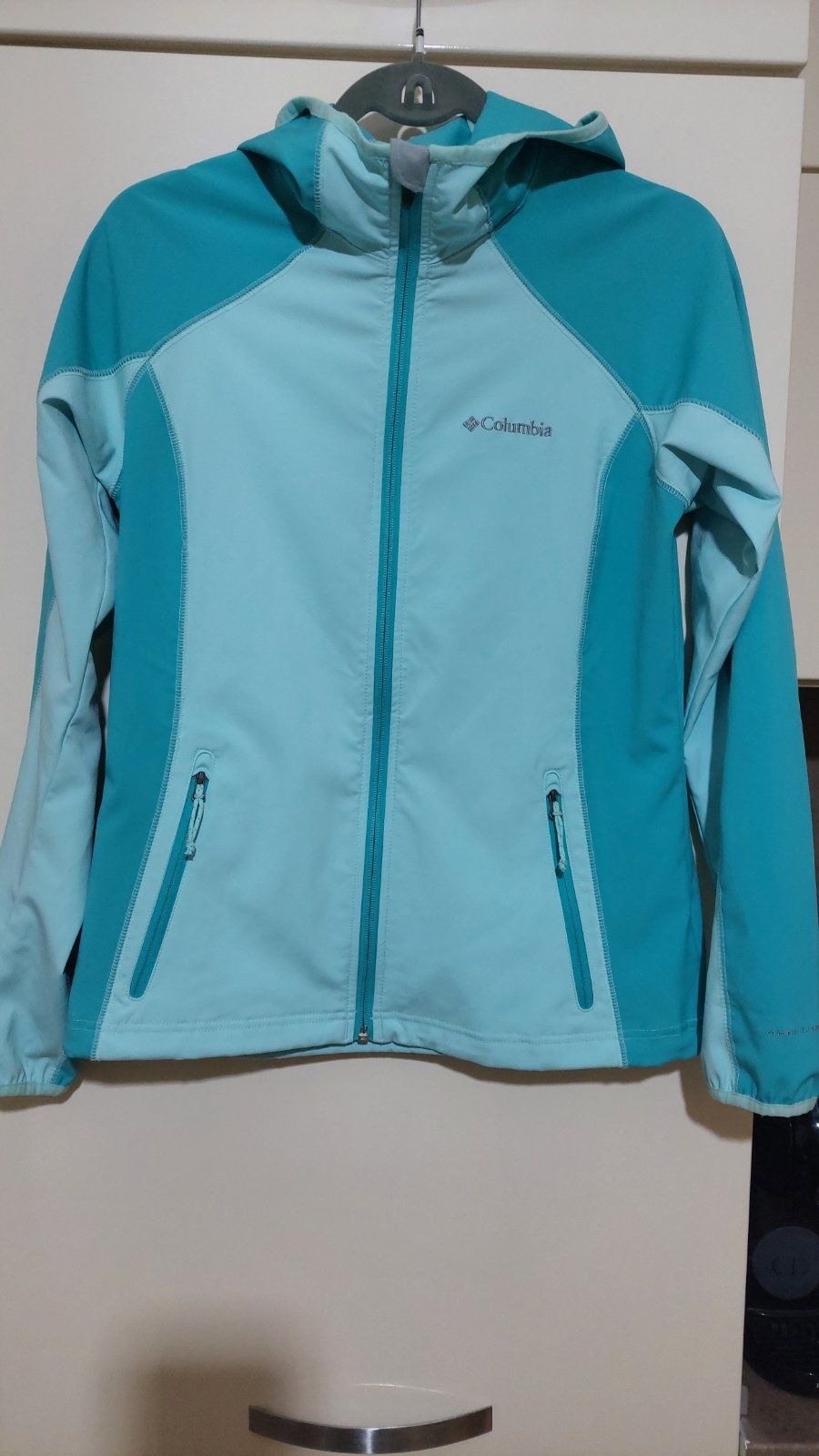 Columbia Omni shield M