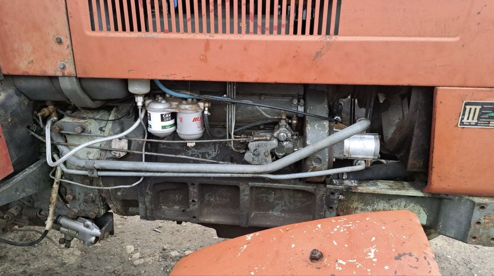 Tractor Steyr 980 - 80cp - motor Perkins in 4 cilindri - 8760 ore