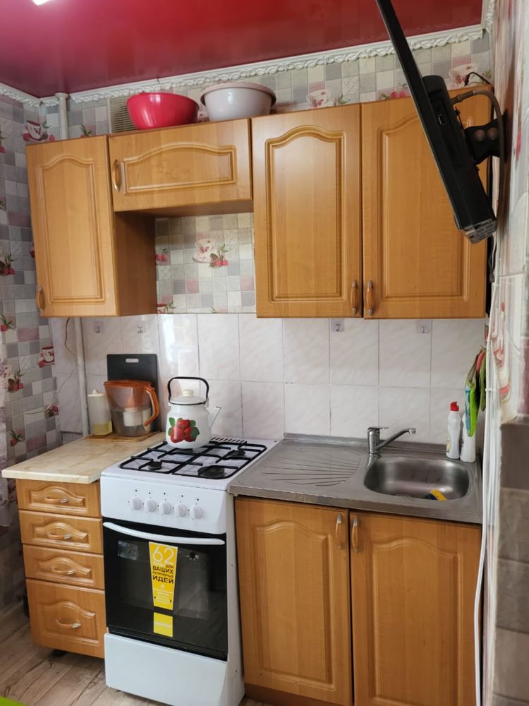 Продам 2х кв. 2-4  4 этаж