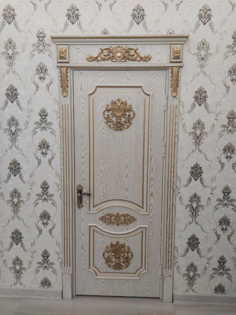 MDF LAMINAT SHPÒN Znalar yasaymiz sfatli sfatiga kafolat turli xil kòr