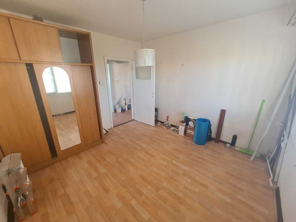 Дава се под наем Тристаен апартамент в Бургас, Зорница - 80 кв.м за 275 € - Снимка #5